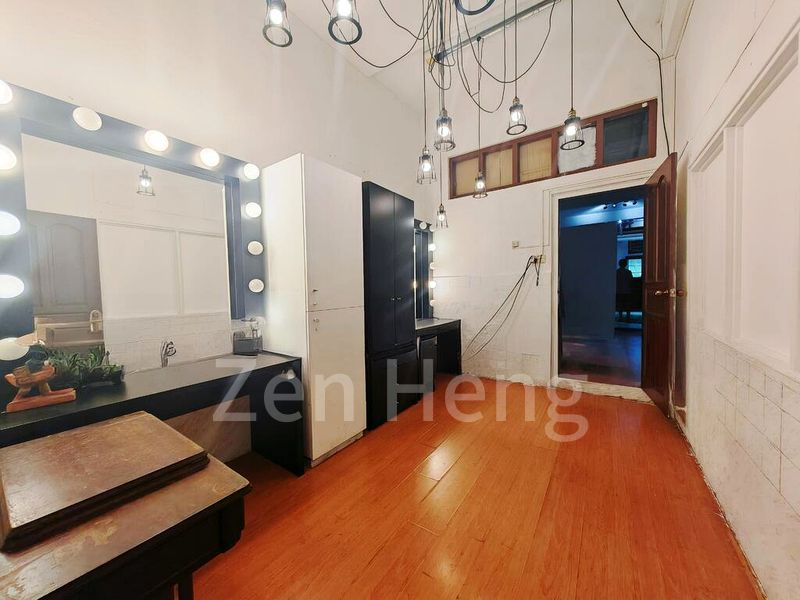 6 Bed Terraced House (Landed) for Sale in  Cavenagh Fortuna - Image 14