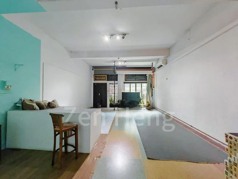 6 Bed Terraced House (Landed) for Sale in  Cavenagh Fortuna - Image 2