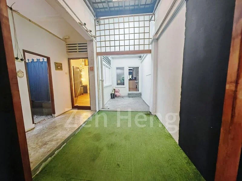 6 Bed Terraced House (Landed) for Sale in  Cavenagh Fortuna - Image 11