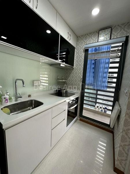 2 Bed Condo for Sale in  Isuites @ Palm - Image 7