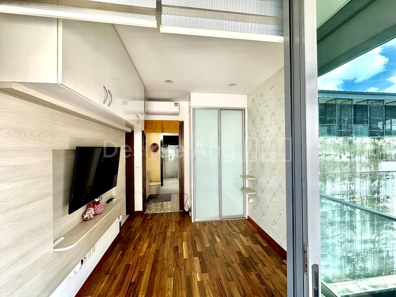 2 Bed Condo for Sale in  Isuites @ Palm - Image 3