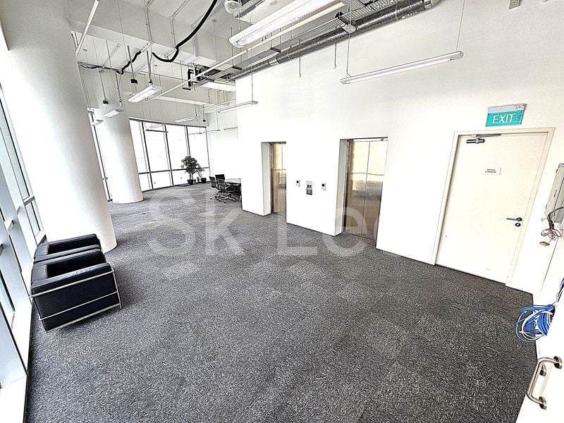 Office for Sale in  Oxley Tower - Image 2