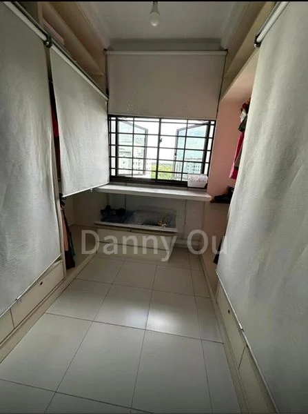 5 Room (5I) HDB for Sale in  112 Rivervale Walk - Image 2