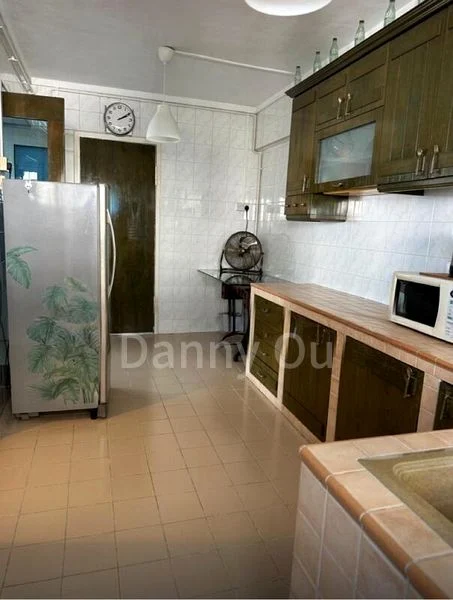 5 Room (5I) HDB for Sale in  112 Rivervale Walk - Image 11