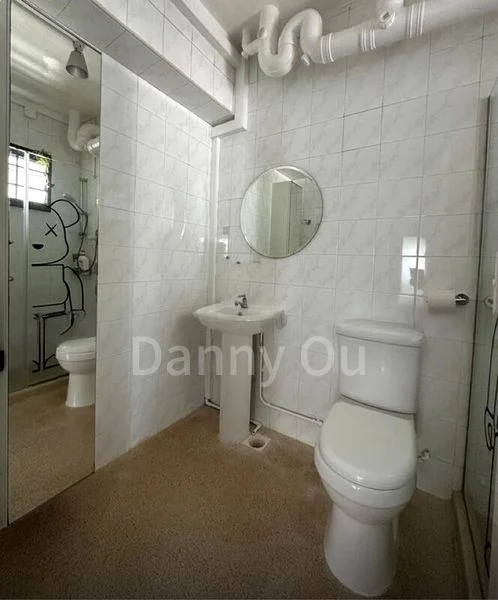 5 Room (5I) HDB for Sale in  112 Rivervale Walk - Image 6