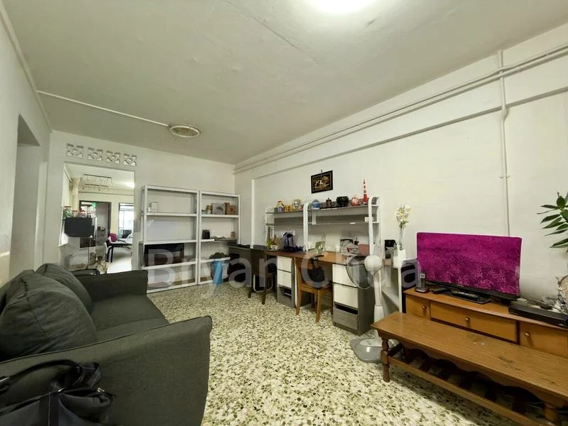 3 Room (3A) HDB for Rent in  328 Ang Mo Kio Avenue 3 - Image 1