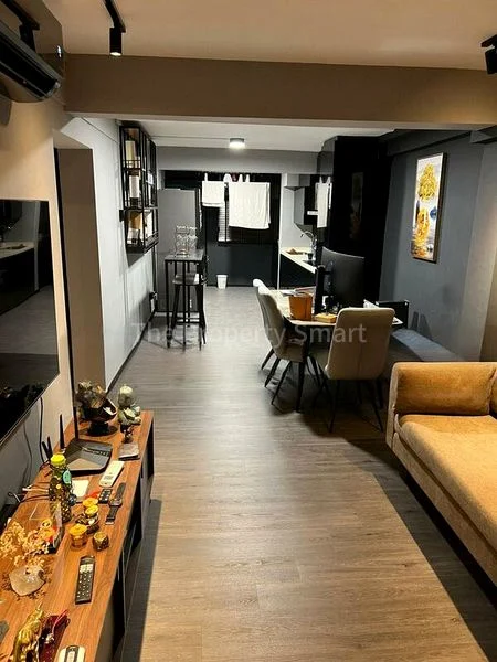 Common Room (HDB) for Rent in  59 Marine Terrace - Image 10