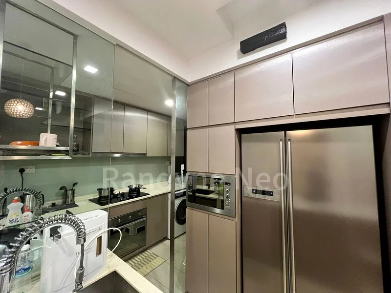 Common Room (Condo) for Rent in  euHabitat - Image 4