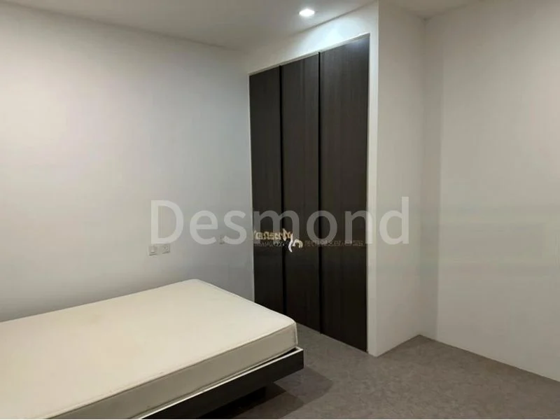 Common Room (Condo) for Rent in  Petain Road/Tyrwhitt Road Conservation Area - Image 14
