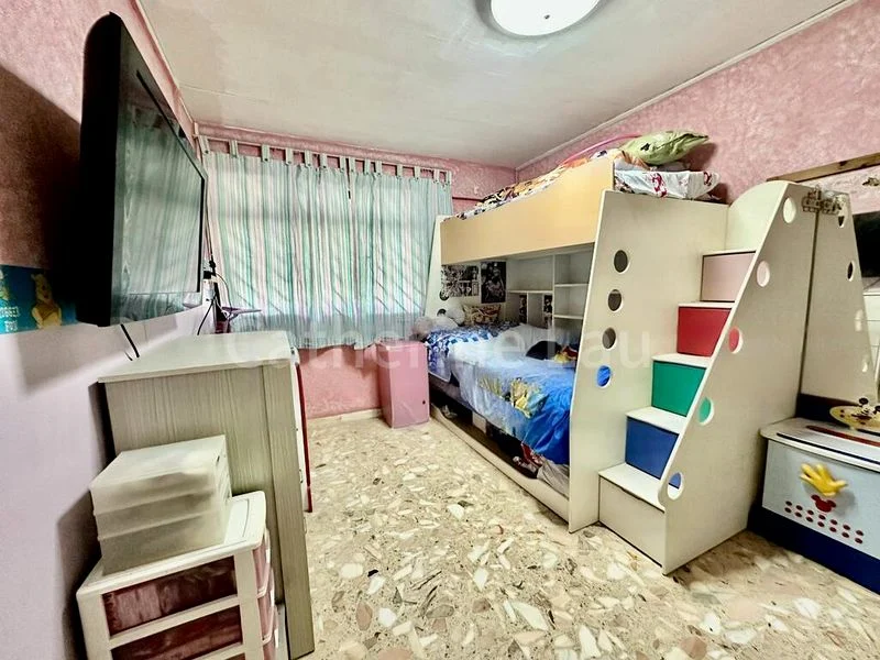 4 Room (4S) HDB for Sale in  149 Bishan Street 11 - Image 4