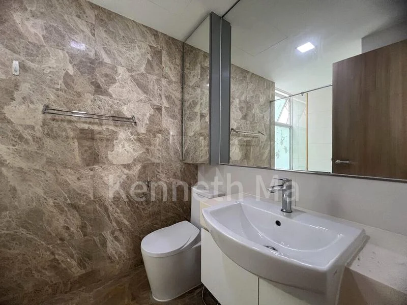 Master Room (Condo) for Rent in  Caspian - Image 4