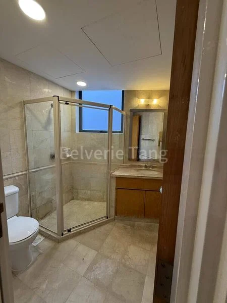 4 Bed Condo for Rent in  Grange 70 - Image 10