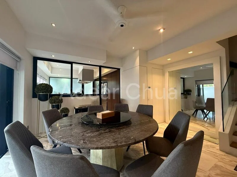 4 Bed Semi-Detached House (Landed) for Sale in  Regent Villas - Image 2