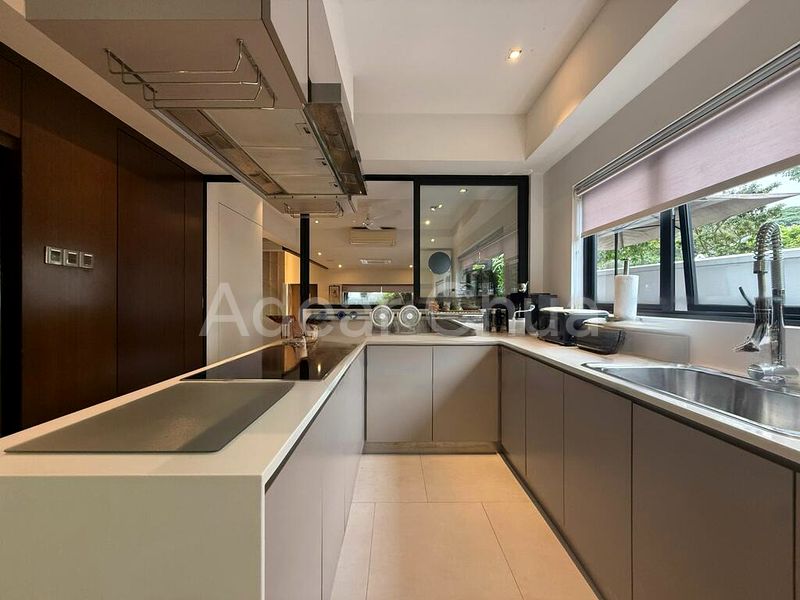 4 Bed Semi-Detached House (Landed) for Sale in  Regent Villas - Image 3