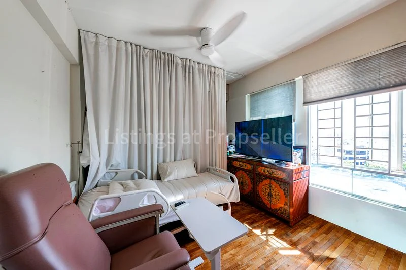 3 Bed Executive Condo for Sale in Northoaks - Image 5