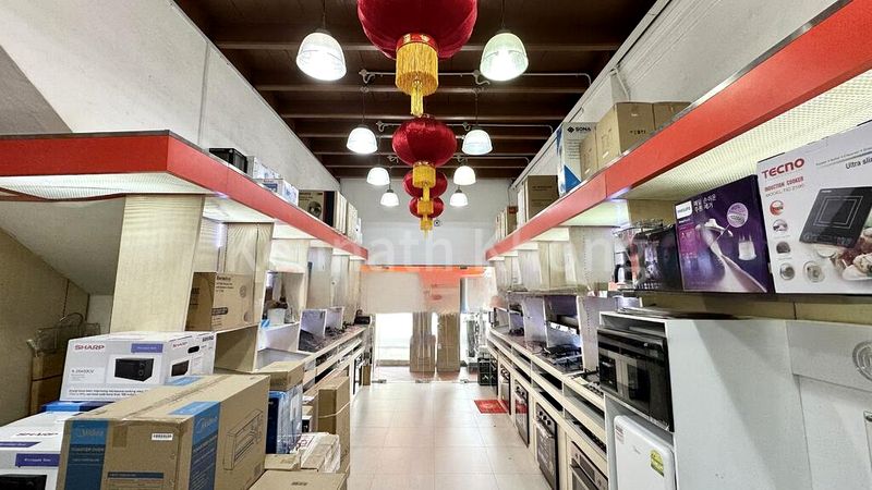 Shop / Shophouse for Rent: Shophouse on Geylang Lorong 40 - Image 3