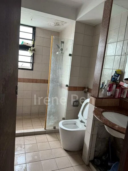 Common Room (Condo) for Rent in  Woodsvale - Image 2