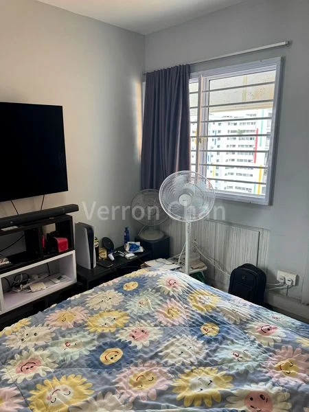 Executive HDB for Sale in  137 Rivervale Street - Image 11