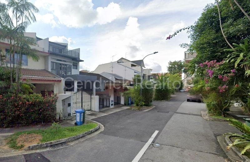 5 Bed Terraced House (Landed) for Sale in  Richards Avenue - Image 1