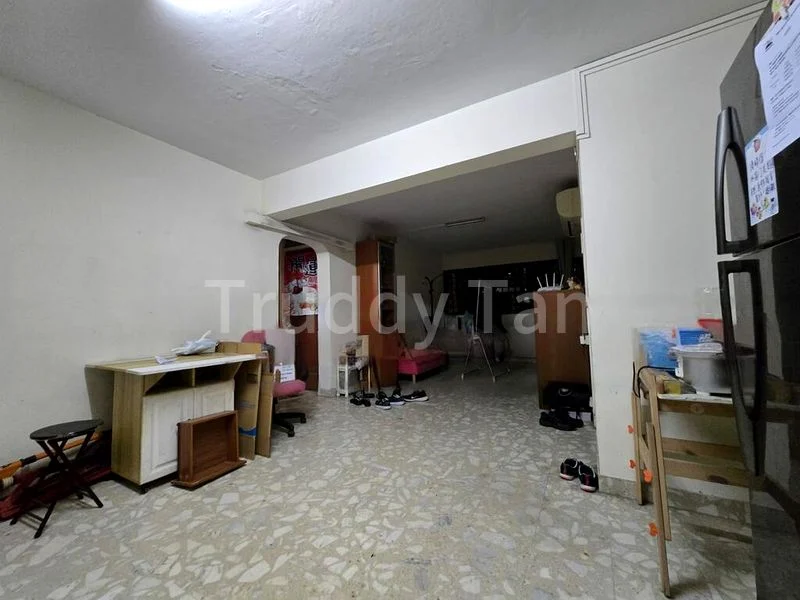 4 Room (4NG) HDB for Sale in  269B Queen Street - Image 4