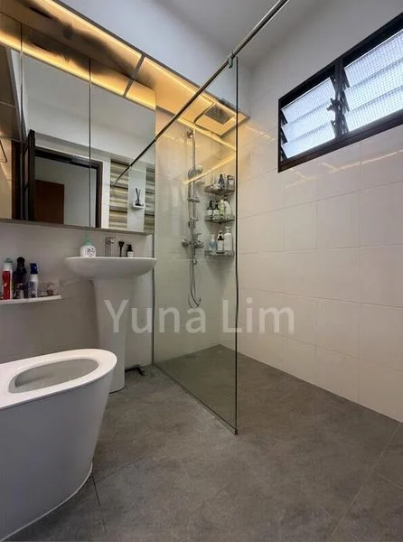 4 Room (4A) HDB for Sale in  471B Fernvale Street - Image 4
