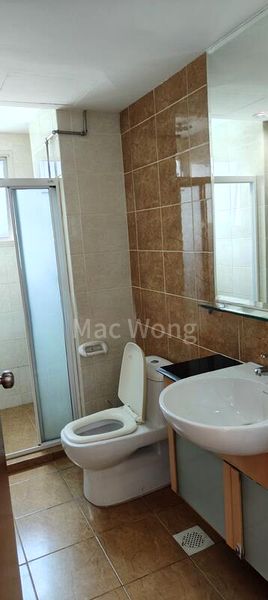 3 Bed Condo for Rent in  Lilydale - Image 8