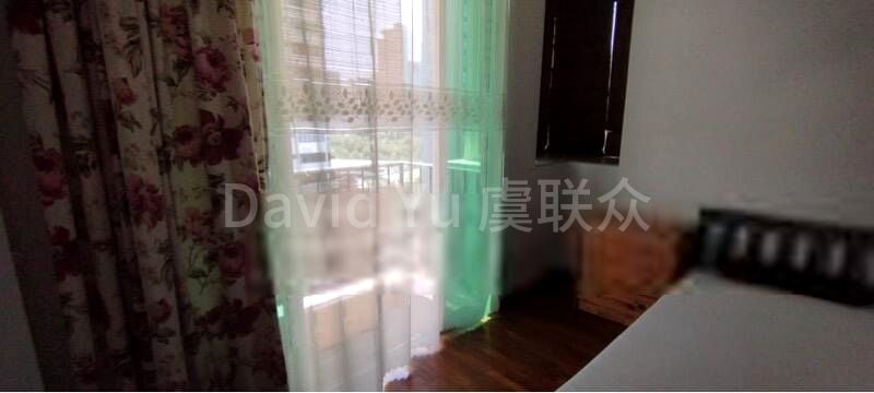 Room (Condo) for Rent in  Papillon - Image 4