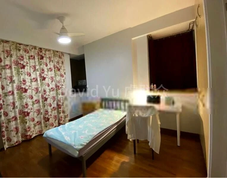 Room (Condo) for Rent in  Papillon - Image 1