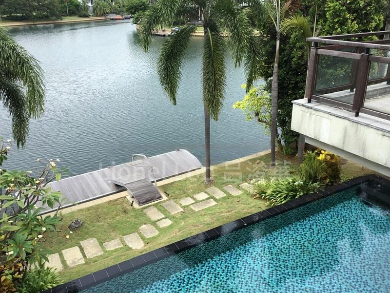 7 Bed Bungalow (Landed) for Sale in Paradise Island - Image 11