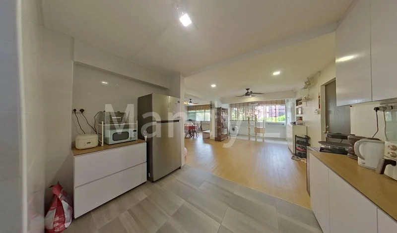 5 Room (5I) HDB for Sale in 744 Pasir Ris Street 71 - Image 3