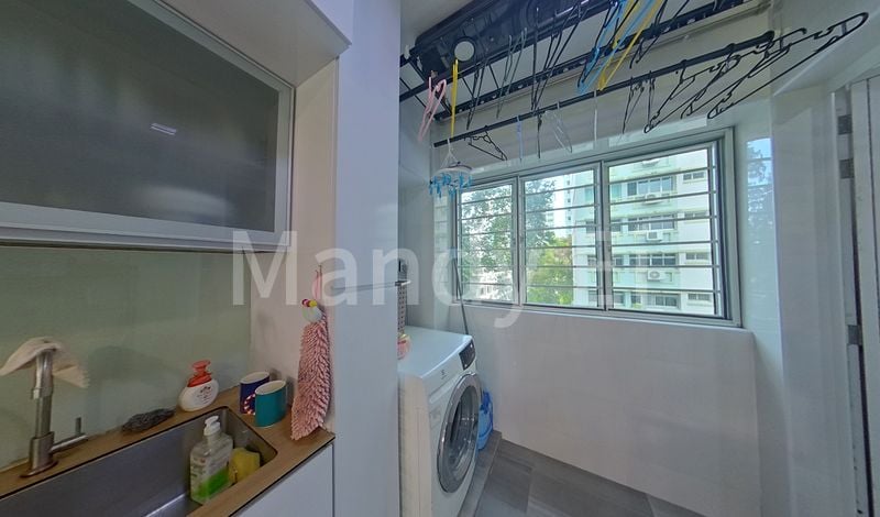 5 Room (5I) HDB for Sale in 744 Pasir Ris Street 71 - Image 10