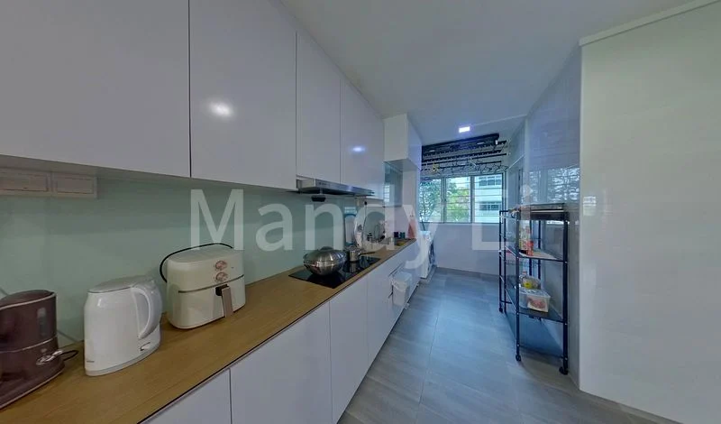 5 Room (5I) HDB for Sale in 744 Pasir Ris Street 71 - Image 6