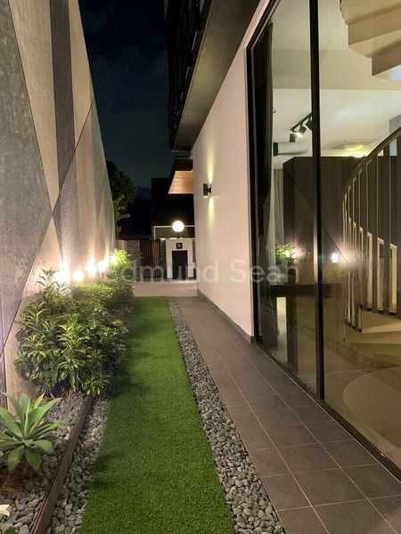 4 Bed Semi-Detached House (Landed) for Sale in  Serangoon Garden Estate - Image 11