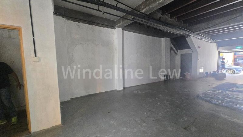 Shop / Shophouse for Rent: Temple Street - Image 3