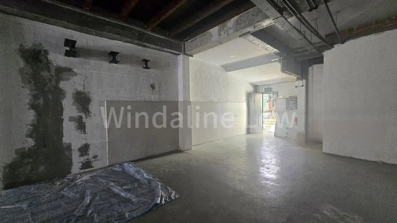Shop / Shophouse for Rent: Temple Street - Image 6