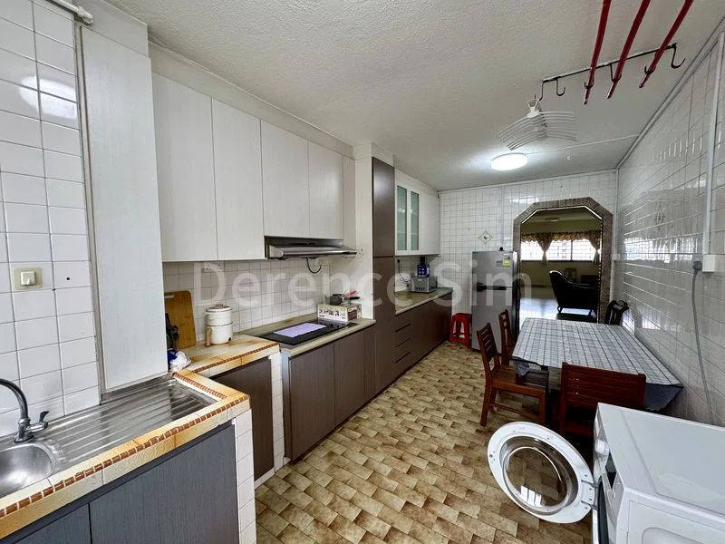 4 Room (4A) HDB for Rent in  612 Clementi West Street 1 - Image 3