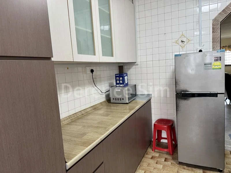 4 Room (4A) HDB for Rent in  612 Clementi West Street 1 - Image 5