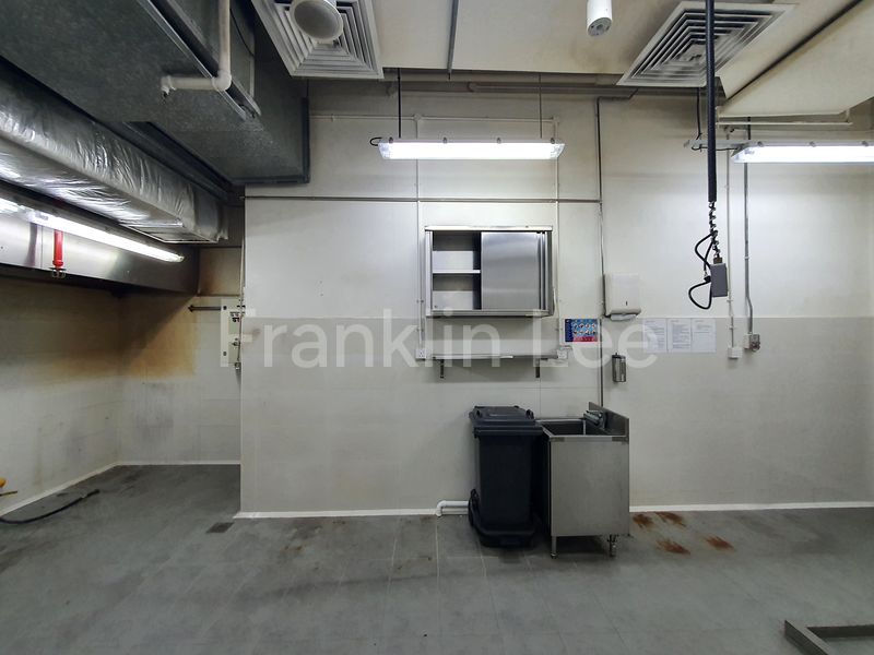 Food & Beverage for Rent in  Tahir Building - Image 16
