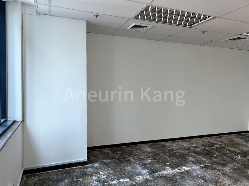 Office for Rent in  Hong Leong Building - Image 4