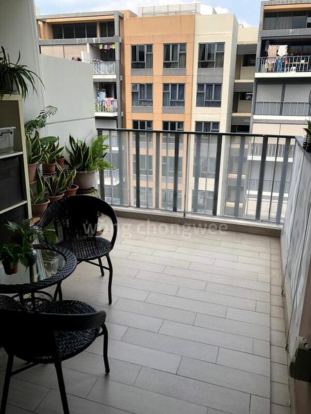 3 Bed Executive Condo for Rent in  The Brownstone - Image 11