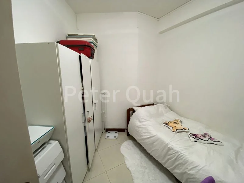 Master Room (Condo) for Rent in  Bayshore Park - Image 1