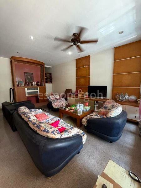 5 Bed Terraced House (Landed) for Sale in  Geylang East Central - Image 1