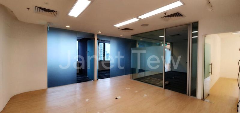 Office for Rent: United Square - Image 1