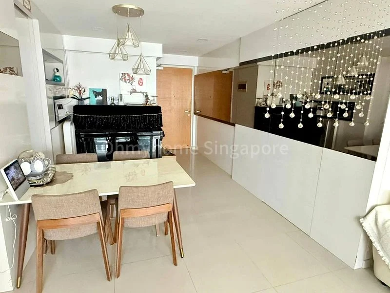 5 Room (5I) HDB for Sale in  515C Tampines Central 7 - Image 3