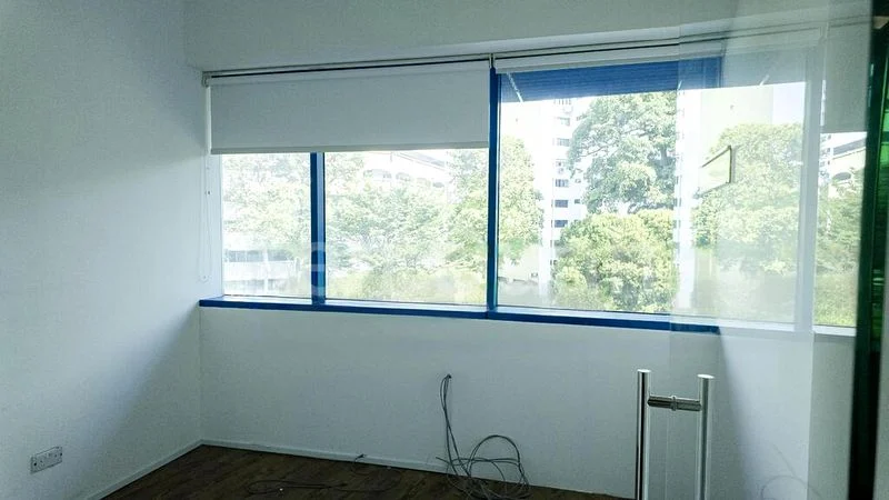 Light Industrial (B1) for Rent in Bryton House - Image 6