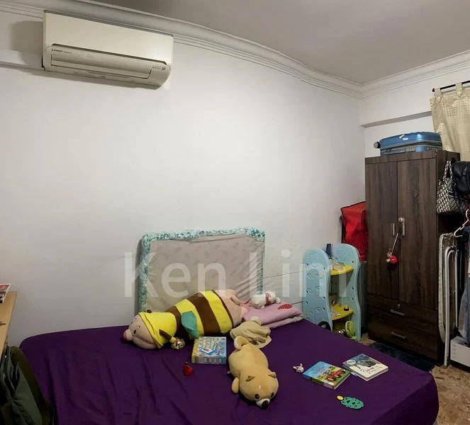 Common Room (HDB) for Rent in  320 Clementi Avenue 4 - Image 1