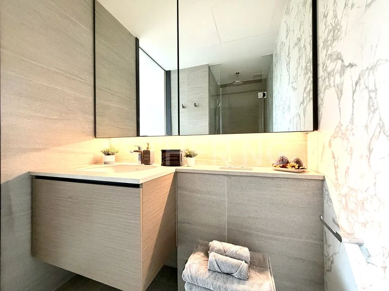 1+1 Bed Apartment (Condo) for Sale in  Pasir Ris 8 / Pasir Ris Mall - Image 6