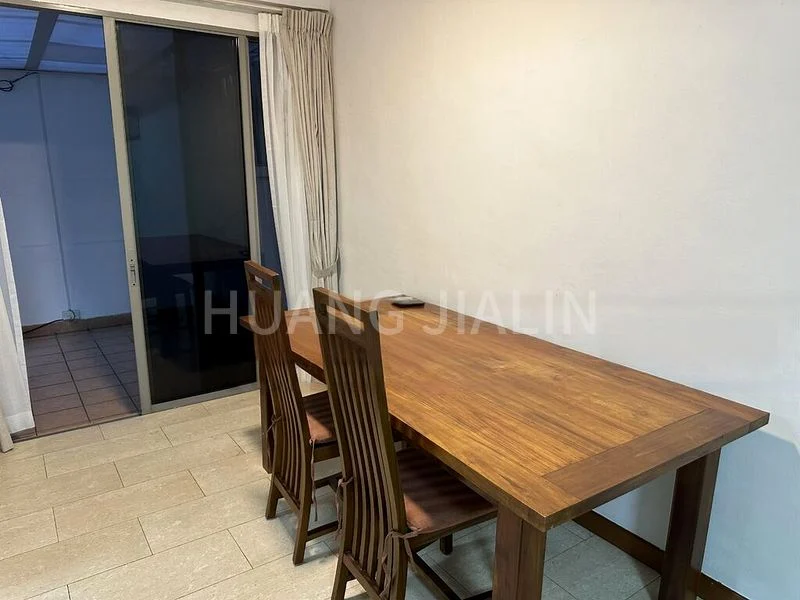 Room (Landed) for Rent in D'manor - Image 2