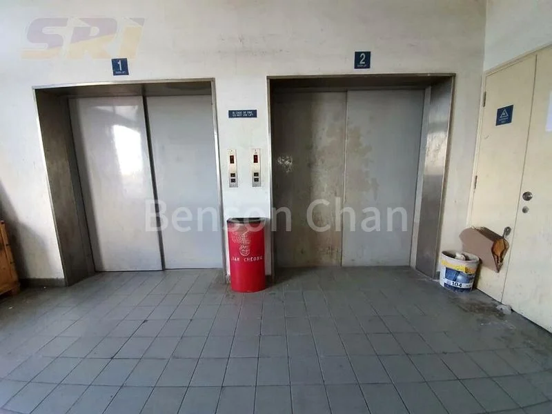 Warehouse for Rent: Lian Cheong Industrial Building - Image 4