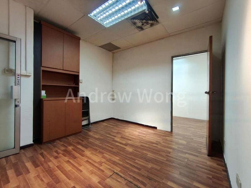 Shop / Shophouse for Rent: Textile Centre - Image 5